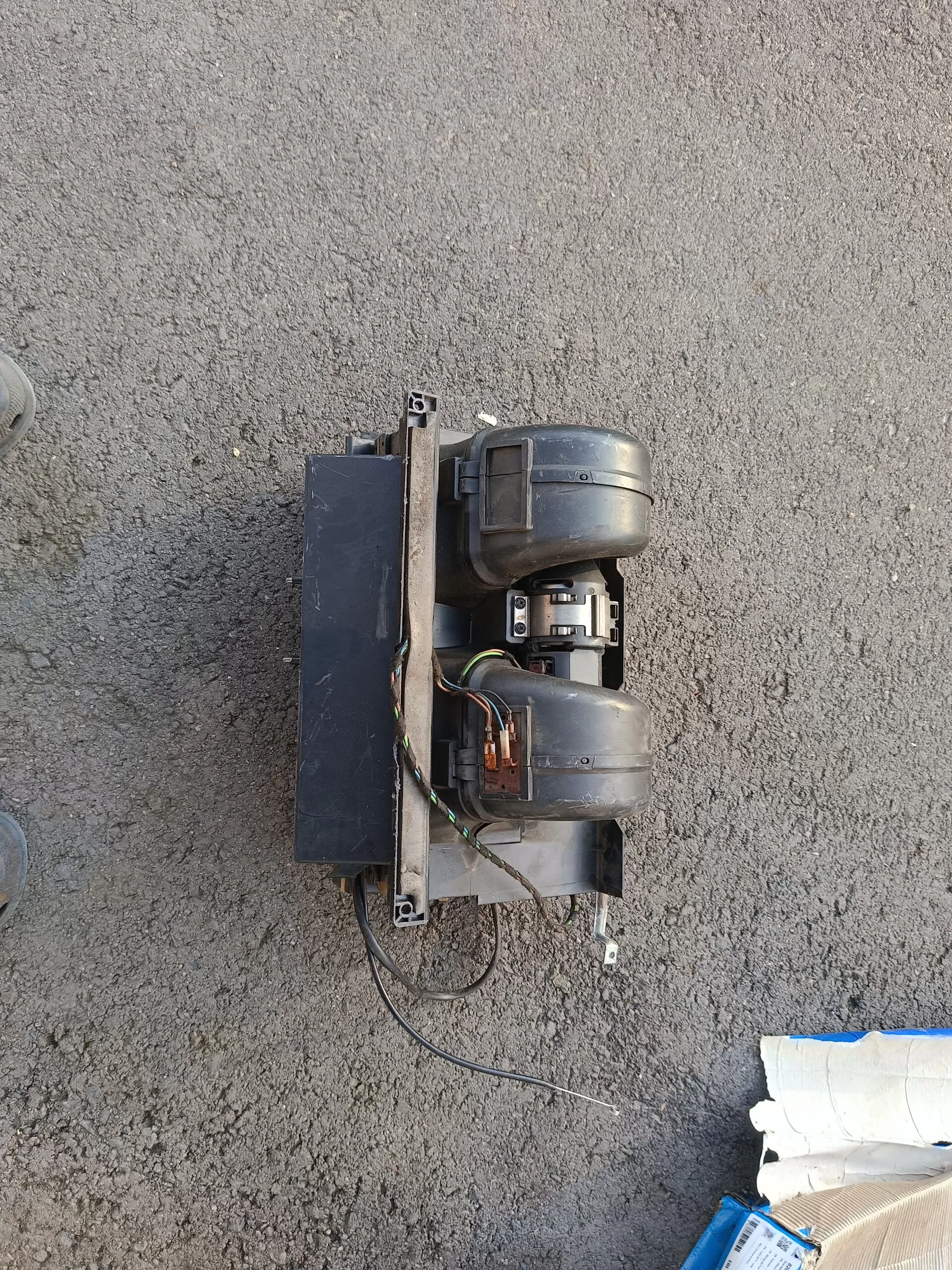 печка салона Mercedes-Benz Vario 612   6708300861