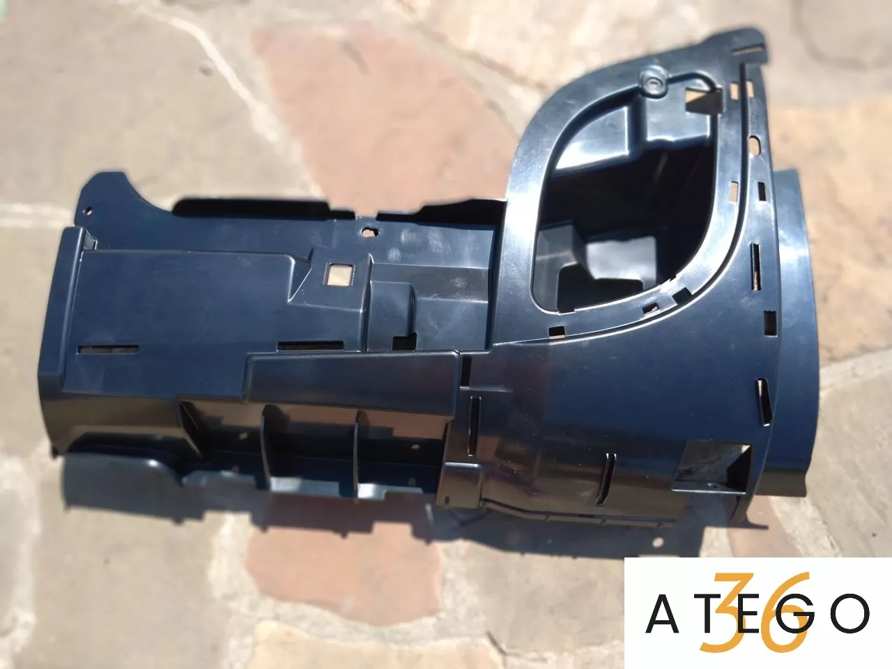 Угол кабины наружный Мерседес Атего/Аксор