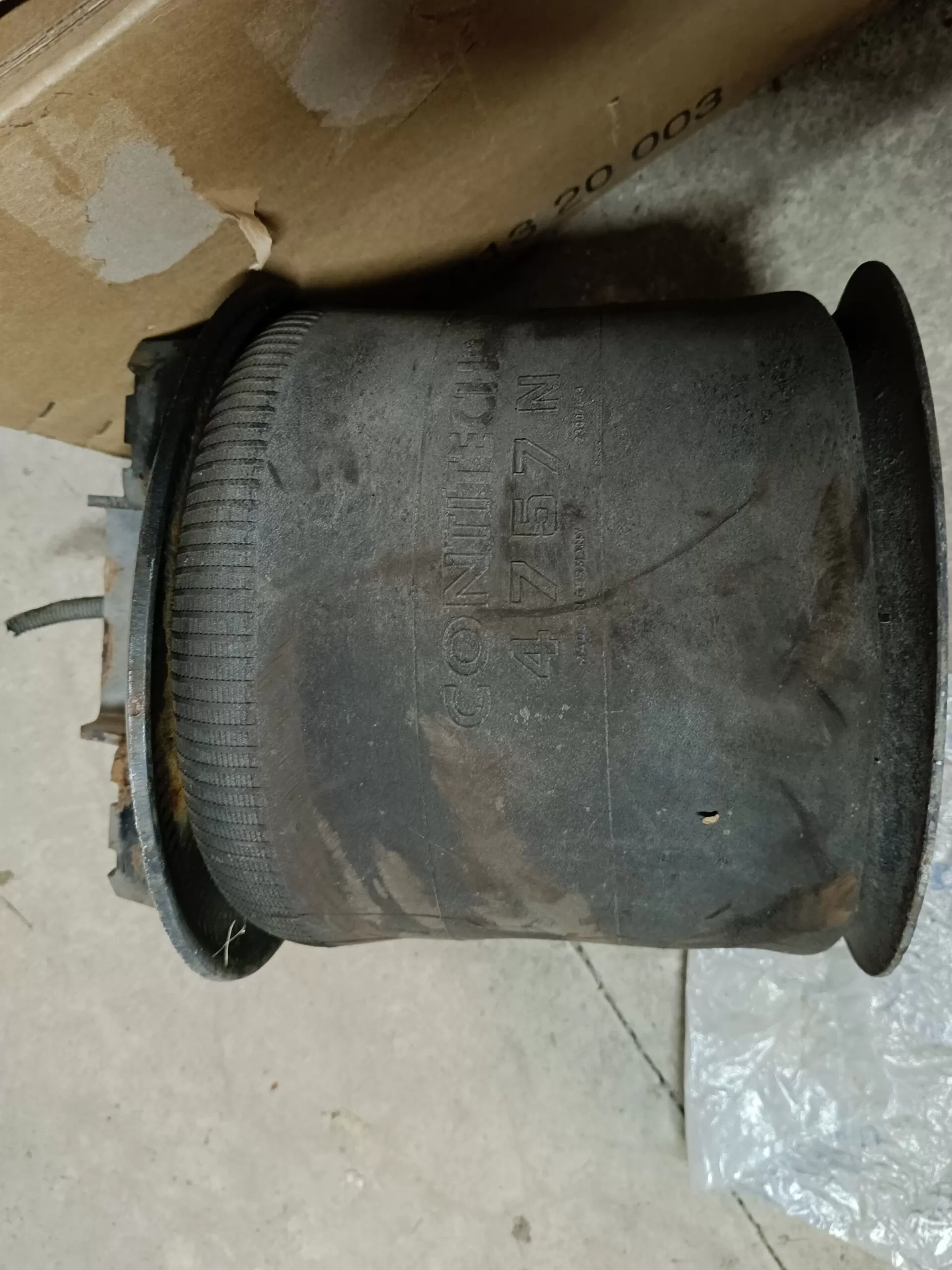 Пневмоподушка задняя 4757NP29 для Mercedes Atego