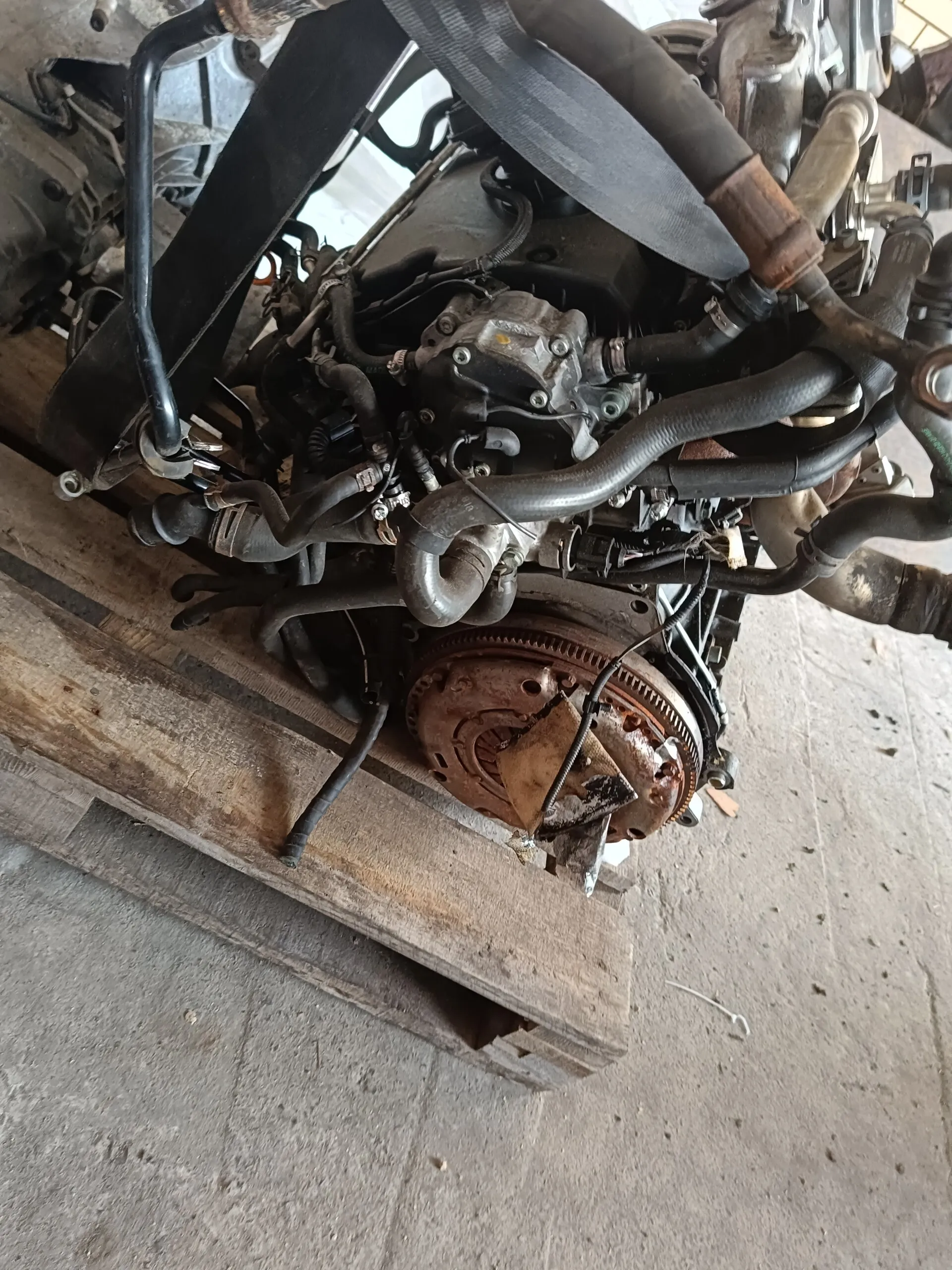 двигатель WV  GOLF IV  1.9TD