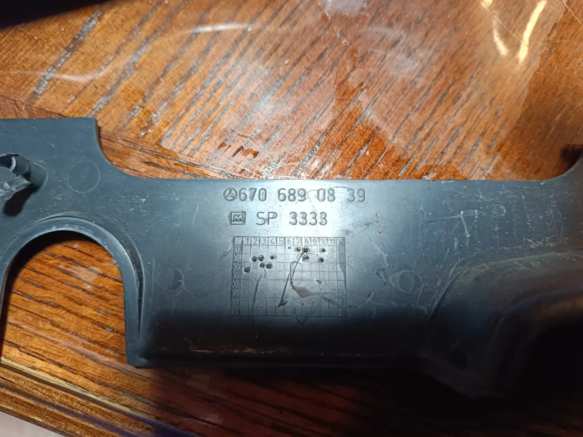 накладка панели приборов Mercedes-Benz Vario A6706890839