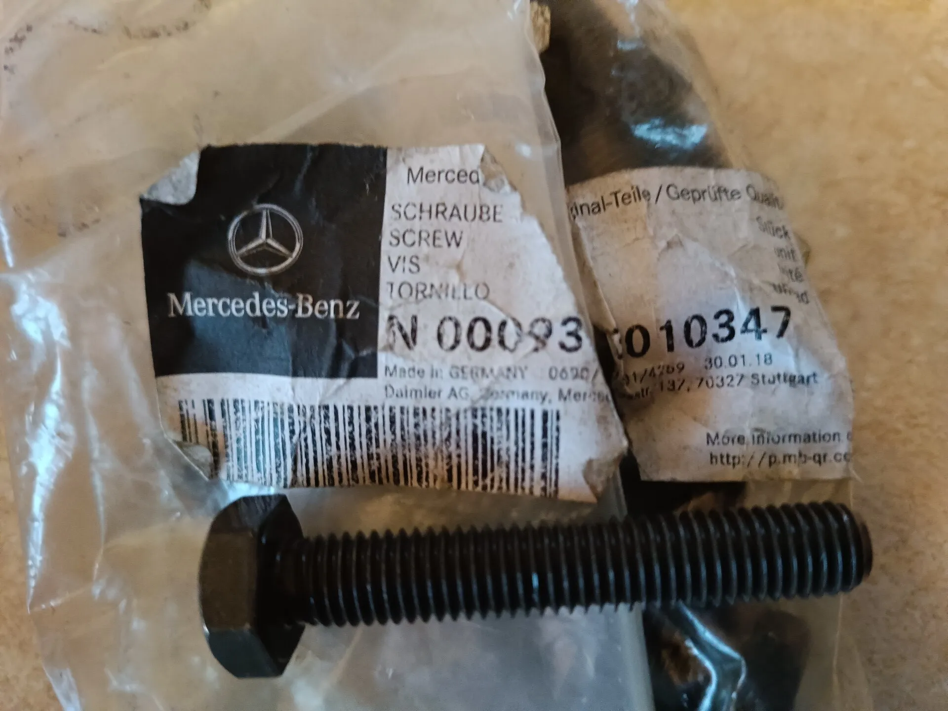 N000933 010347 болт коллектора OM366LA