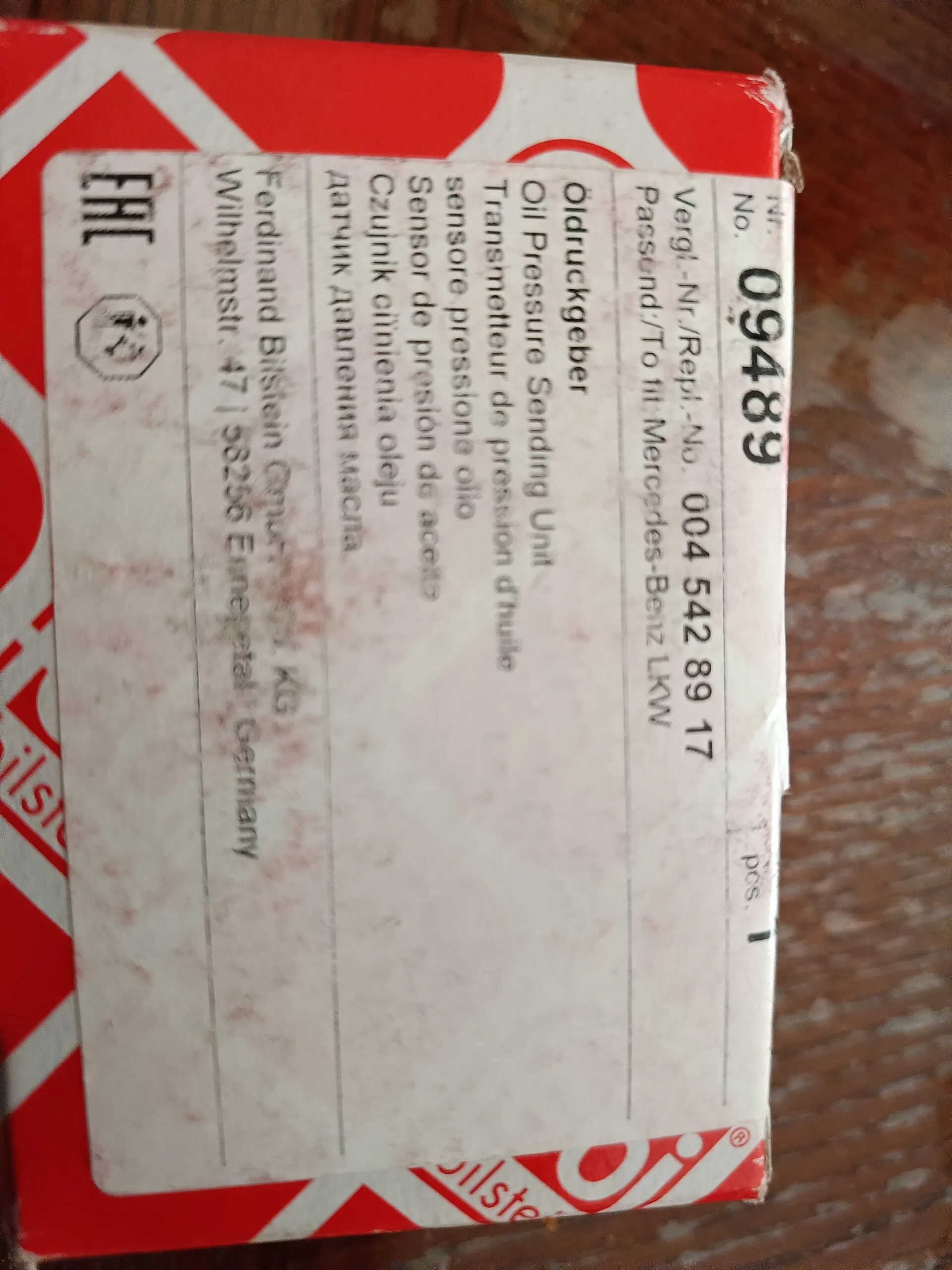 датчик давления масла двигателя Mercedes-Benz