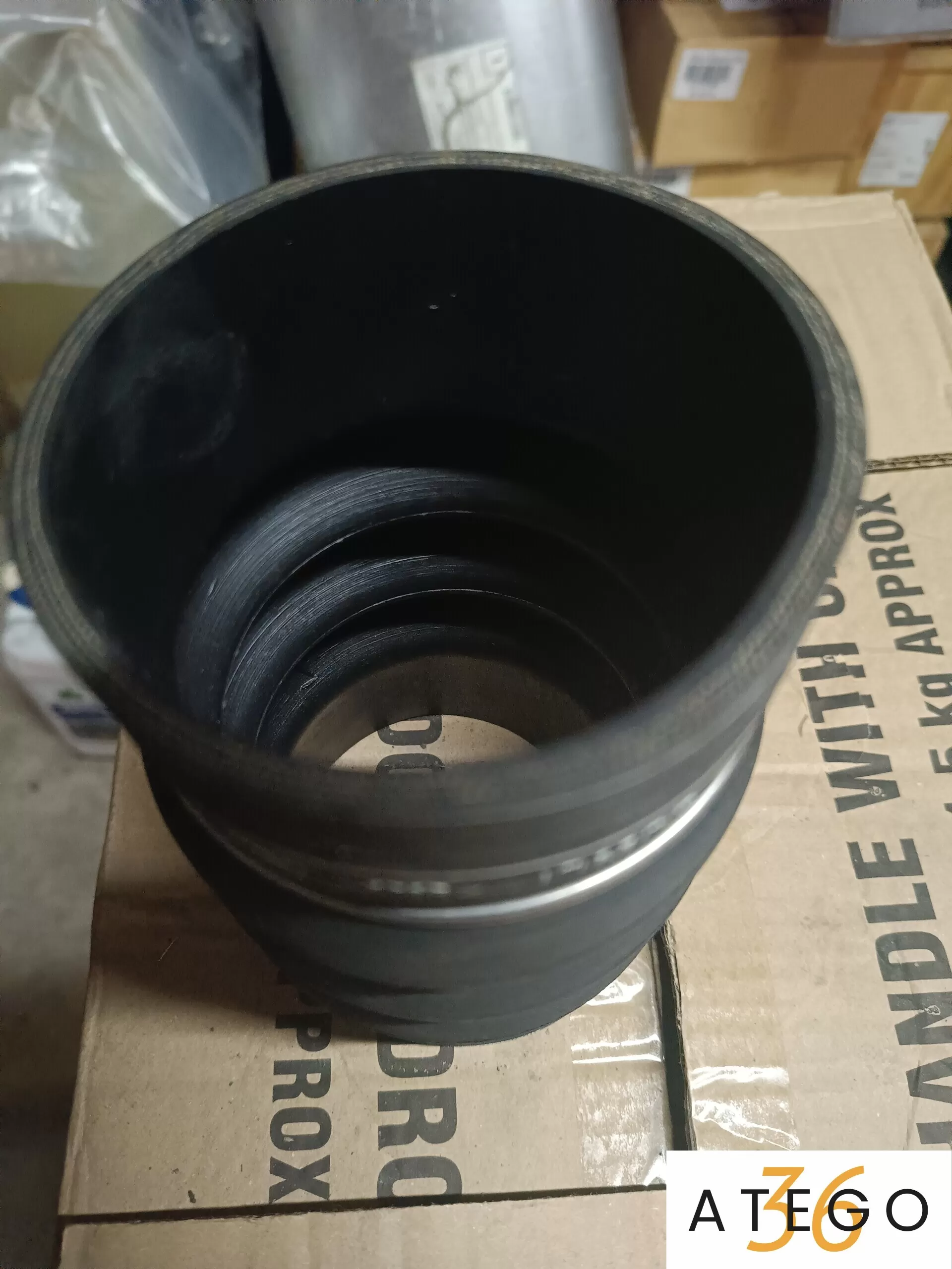 6685282182 шланг (патрубок) интеркулера Мерседес-Бенц  Варио