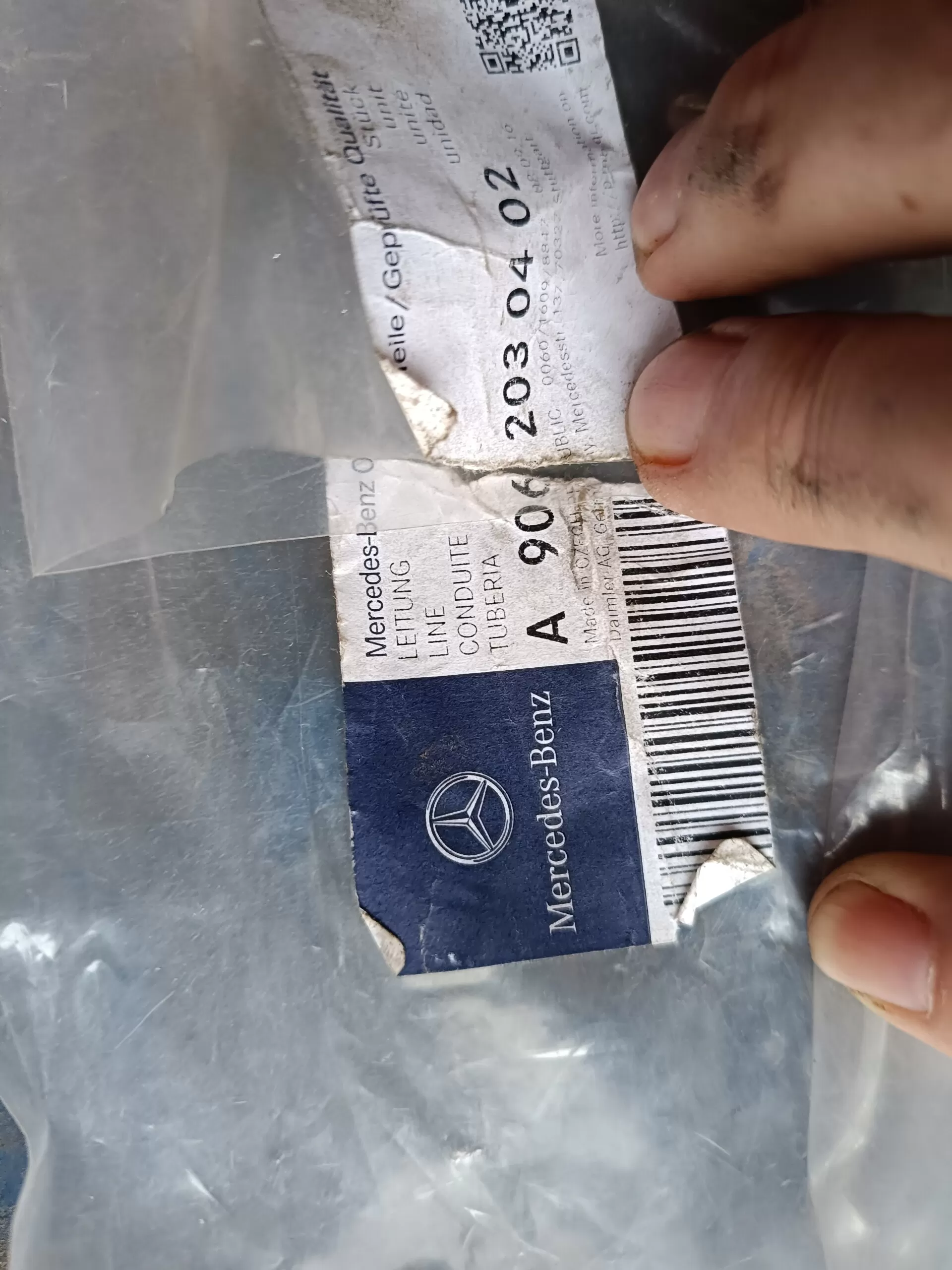 трубка охлаждения компрессора A9062030402 двигатель OM906LA