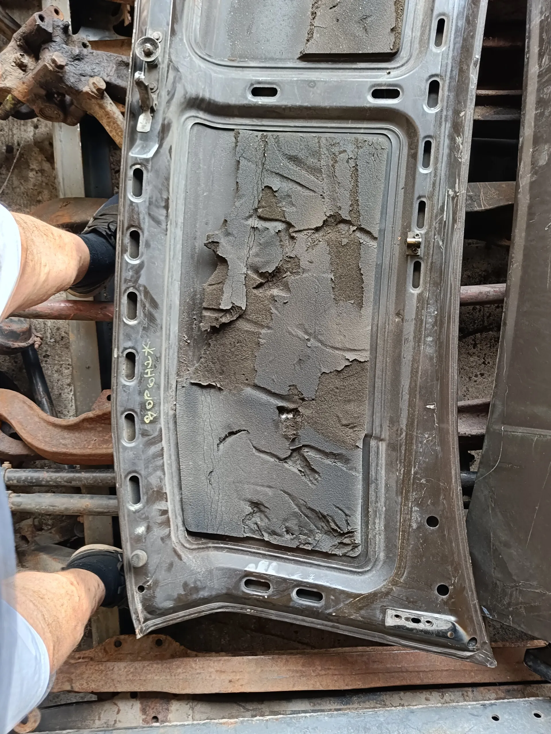 задний суппорт Мерседес-Бенц Варио